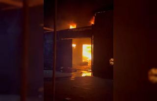 Adana’da Mobilyacılar Sitesi’nde yangın çıktı