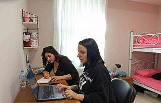 Antalya Büyükşehir’in yurtları üniversiteli...
