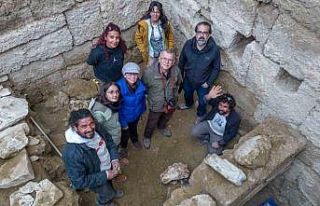 Bakan Ersoy duyurdu: Sahne restorasyonu çalışmalarında...