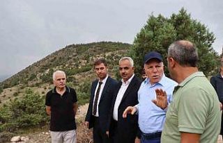 Başkan Sekmen, Oltu’da yapımı devam eden göletlerde...