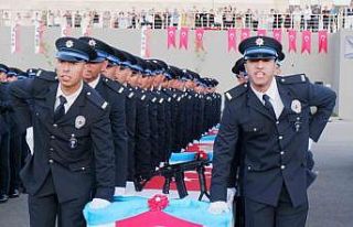 Erzurum’da polis adaylarının mezuniyet heyecanı