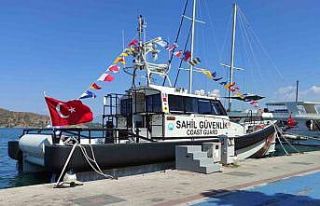 Fethiye’de Sahil Güvenlik Botu ziyaretçilerini...