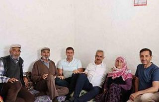 Fikriye Nine 72 yaşında köyüne muhtar oldu