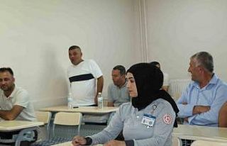 Hatay’da deprem enkazından sağ kurtulan depremzede...