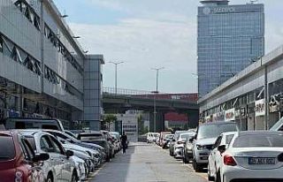 İkinci el otomobil piyasasında yetki belgesi suni...