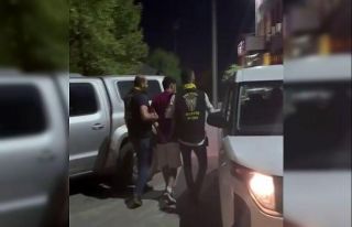 İstanbul Esenyurt’ta arkadaşını başından silahla...