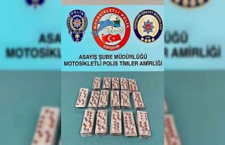 Kontrol amaçlı durdurulan araçtan 885 adet sentetik...