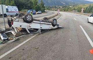 Kontrolden çıkan otomobil takla attı: 2’si çocuk...