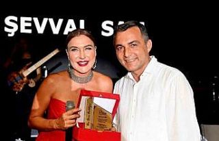 Manavgat’ta 30 Ağustos’ta Şevval Sam sahne aldı