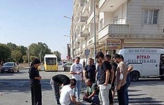 Mardin’de minibüs ile motosiklet çarpıştı:...