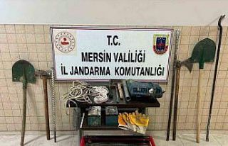 Mersin’de kaçak kazı yapan 11 şüpheli yakalandı