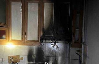 Mutfakta çıkan yangın panik yarattı