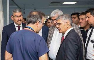 Vali Çelik’ten kaza yapan il müdürlüğü personeline...