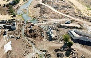 Araban’da çökme tehlikesi bulunan köprü yenileniyor