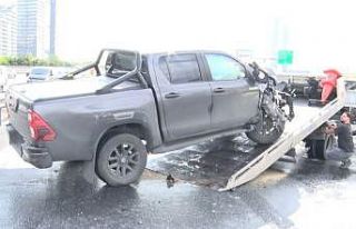 Bağcılar TEM otoyolunda feci zincirleme kaza: 2...