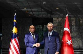 Bakan Bolat, Malezyalı mevkidaşını kabul etti
