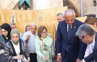 Bakan Ersoy, restorasyonu tamamlanan caminin açılışını...