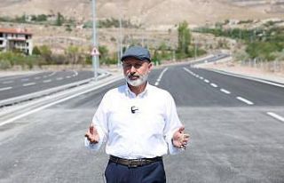 Başkan Çolakbayrakdar: “İmarsız yerden asfaltlı...