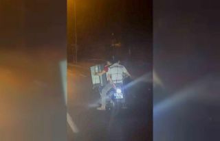 Bursa’da 3 kişi motosikletle yolculuk yapıp yük...