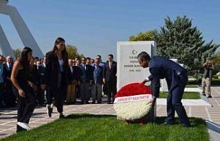 CHP Genel Başkanı Özel: “Teğmenlerin yaptığını...