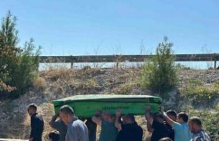 Erzincan’daki kazada ölen Uşaklı ailenin oğlu...
