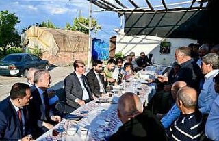 Geçit, Kaynarca ile Uzunok’ta vatandaşlarla buluştu