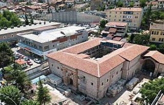 Genç Osmanlı dönemine ait dev erzak küpleri gün...