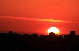 Güneşin doğuşunu denize girerek karşıladılar