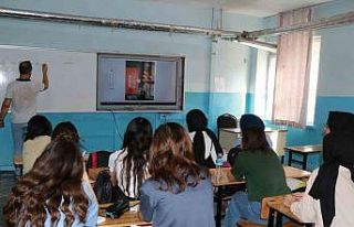 Haliliye Belediyesi dershane hizmetiyle gençlerin...