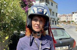 Kadın kuryenin zorlu mesaisi