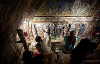 Kapadokya’daki duvar resimleri korunacak