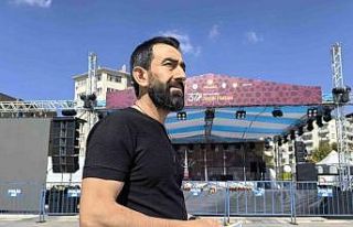 Kırşehirli halk müziği sanatçısından çalıştığı...