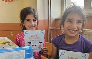 Kızılay, sağlıklı gülümseme için öğrencilerle...