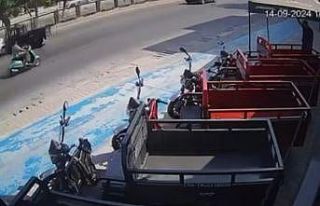 Motosikletin gaz kolu takılı kalınca feci şekilde...