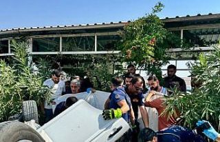 Otomobil şarampole yuvarlandı: 2 ölü