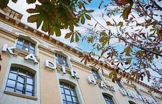 Tiyatro Ödülleri’nde Kadir Has Üniversitesi öğrenci...