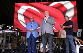 Türk ve Yunan Başkanlardan dostluk mesajları