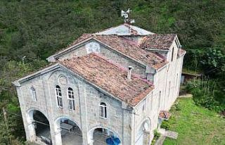 Yaklaşık bir asırdır cami olarak hizmet veriyor