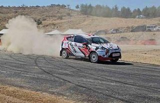 Yenipazar otokros yarışları nefes kesti