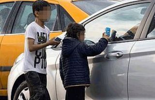 121 çocuğun dilenen elleri şimdi kalem tutuyor