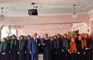 17 yaşındaki genç kız 3,5 ayda hafız oldu