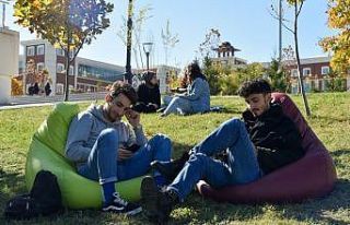 25 yaş altı öğrencilere 5 bin TL burs desteği