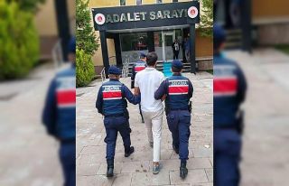 26 suç kaydı bulunan şahıs yakalanarak cezaevine...