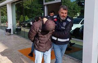 3 bin 300 adet extacy uyuşturucu hapla yakalanan...