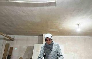 Açık lisede okuyan 17 yaşındaki Sima 10 yıldır...