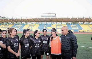 Ağrı’nın tek kadın futbol takımı, “kız...