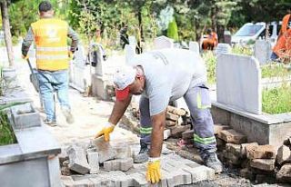 Akse Mezarlığı’nda bakım çalışması sürüyor