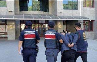 Ambulansa yol vermeyen sürücü tutuklandı