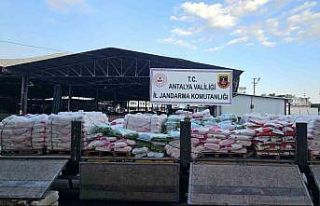 Antalya’da bir tırda 17 ton sahte gübre ele geçirildi