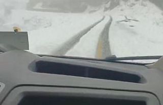 Artvin’de Macahel Geçidi kar nedeniyle ulaşıma...